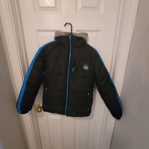 Boys Winter Coat Jacket Warm Insulated Hooded Cold Weather Outerwear